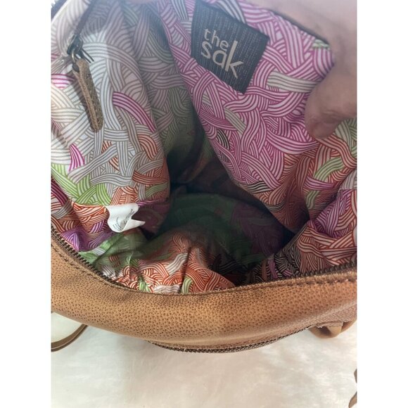 Saks Brown Leather Crossbody Bag With Adjustable Strap & Front Zipper Pocket - Picture 9 of 11